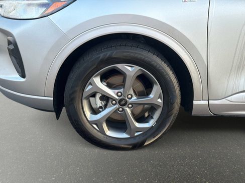 Used 2023 Ford Escape ST-Line image 11