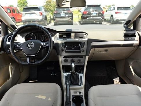 Used 2015 Volkswagen Golf TDI SE FWD image 7