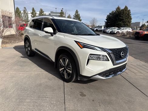 Used 2023 Nissan Rogue Platinum AWD/4WD image 4