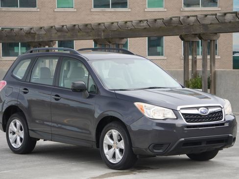 Used 2015 Subaru Forester 2.5i w/ Alloy Wheel Package image 25