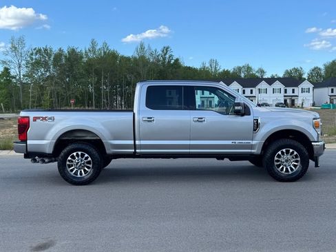Used 2020 Ford F350 Lariat w/ Lariat Ultimate Package AWD/4WD image 2