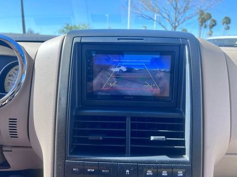 Used 2007 Ford Explorer Sport Trac Limited image 13