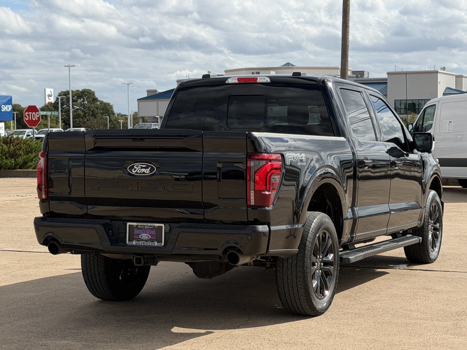Used 2024 Ford F150 Lariat w/ Bed Utility Package AWD/4WD image 4