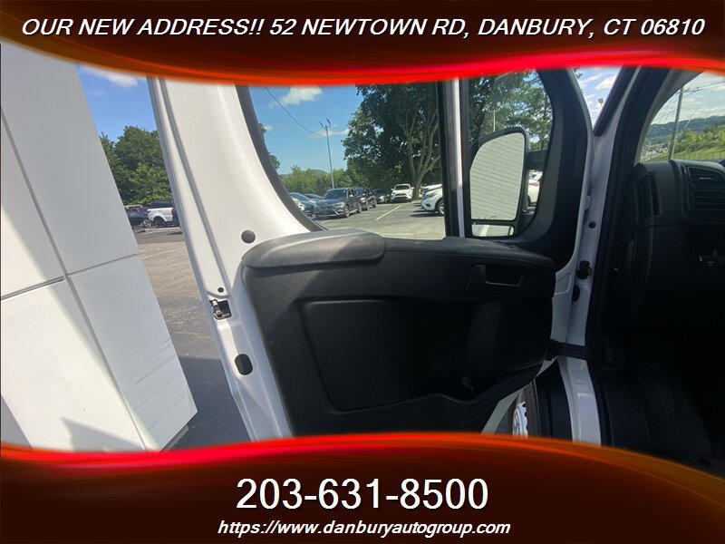 Used 2025 RAM ProMaster 2500 w/ U-Haul Equipment Group FWD image 13