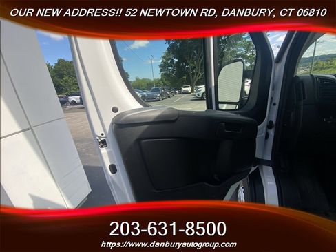 Used 2025 RAM ProMaster 2500 w/ U-Haul Equipment Group FWD image 13