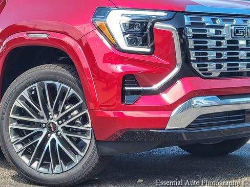 New 2027 GMC Terrain Denali w/ LPO, Black Badging Package AWD/4WD image 4