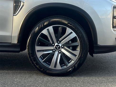 Used 2024 Mitsubishi Outlander Sport SE image 10