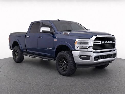 Used 2022 RAM 2500 Laramie AWD/4WD image 2