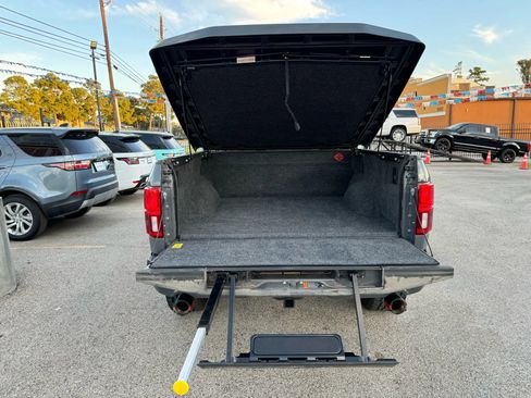 Used 2020 Ford F150 Lariat w/ Equipment Group 502A Luxury image 17