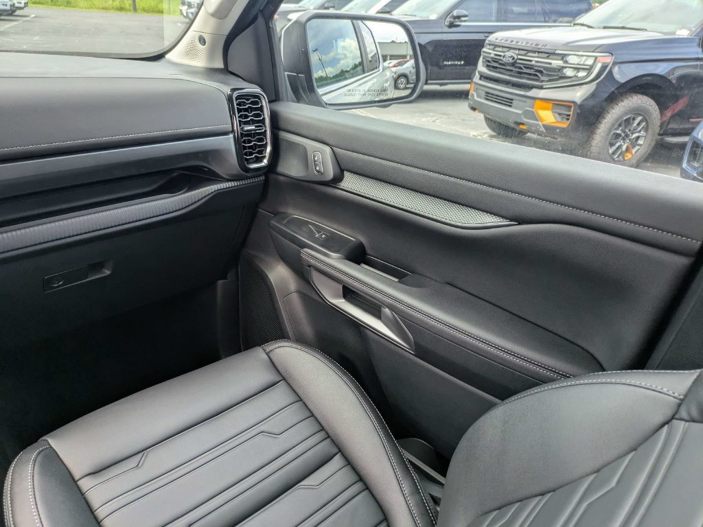 New 2026 Ford Ranger Lariat w/ Chrome Accent Package RWD image 41