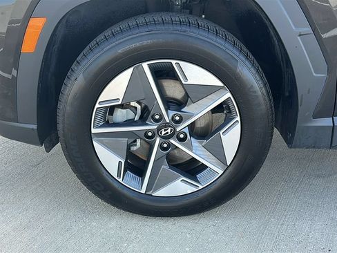 Used 2025 Hyundai Tucson SEL AWD/4WD image 6