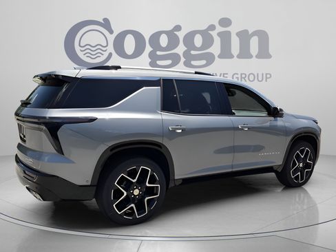 New 2026 Chevrolet Traverse High Country FWD image 5