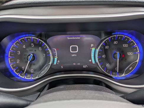 New 2026 Chrysler Pacifica Select image 30