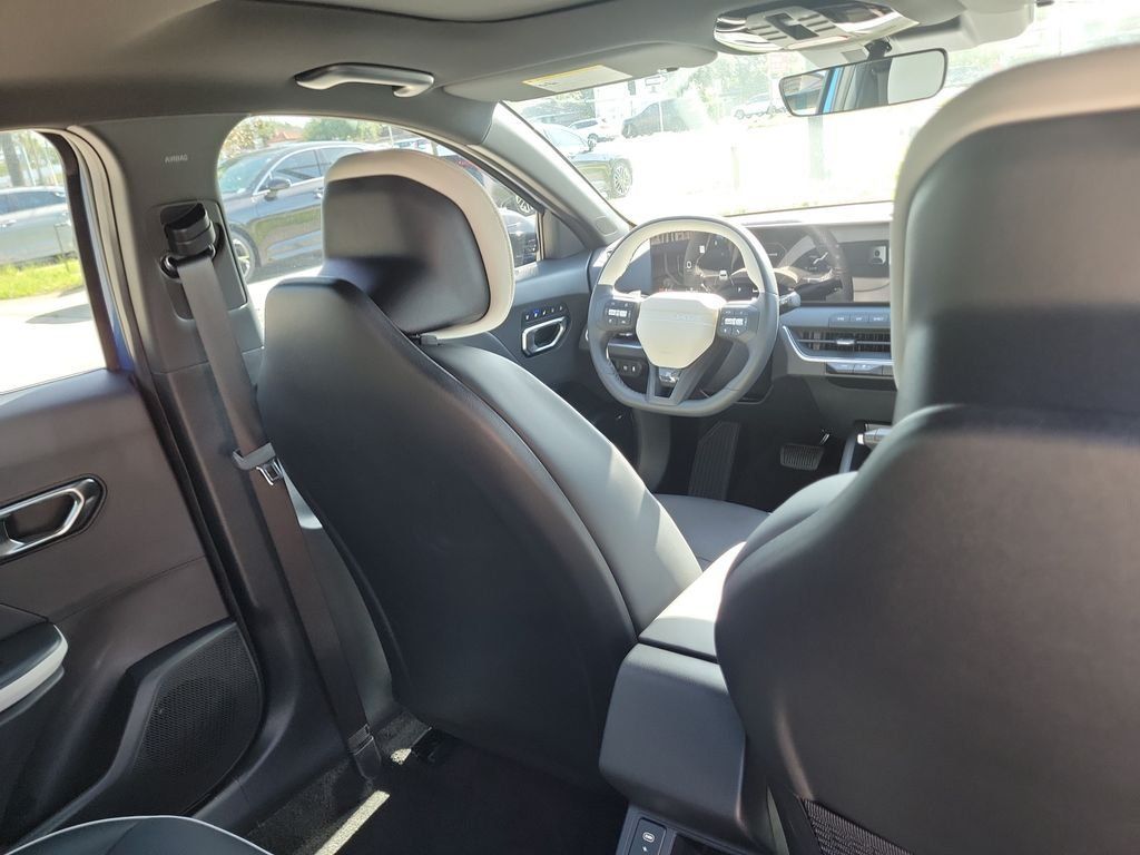 New 2026 Kia K4 EX w/ GT-Line Premium Package FWD image 13