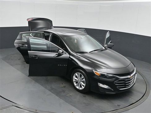 Used 2024 Chevrolet Malibu LT image 50