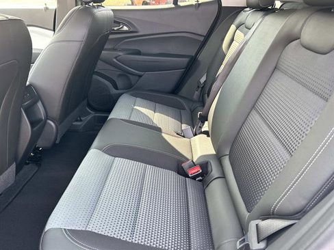 New 2026 Chevrolet Trax LT image 15