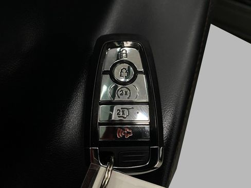 Used 2023 Lincoln Aviator Reserve w/ Equipment Group 201A AWD/4WD image 34