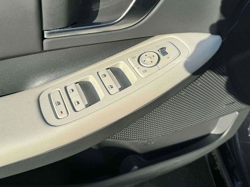 Used 2023 Hyundai Sonata SEL w/ Cargo Package image 16