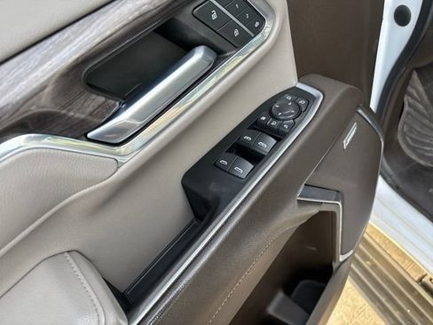 Used 2024 Chevrolet Silverado 3500 LTZ w/ LTZ Premium Package image 11