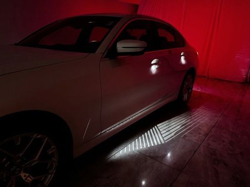 Used 2025 BMW 330i xDrive Sedan w/ Convenience Package image 46