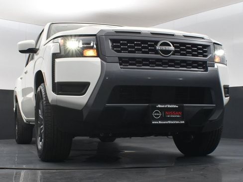 New 2026 Nissan Frontier SV w/ Tow Package RWD image 37