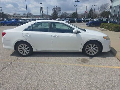Used 2013 Toyota Camry XLE w/ Leather Pkg image 5