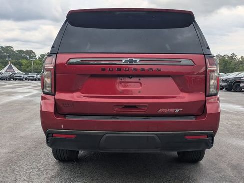 Used 2021 Chevrolet Suburban RST AWD/4WD image 6