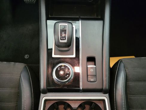 Used 2022 Mitsubishi Outlander SE FWD image 35
