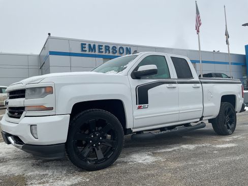Used 2017 Chevrolet Silverado 1500 LT w/ Rally 2 Edition image 1
