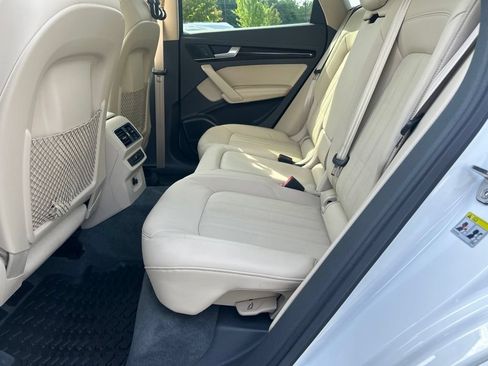 Used 2018 Audi Q5 Prestige w/ Prestige Package AWD/4WD image 7