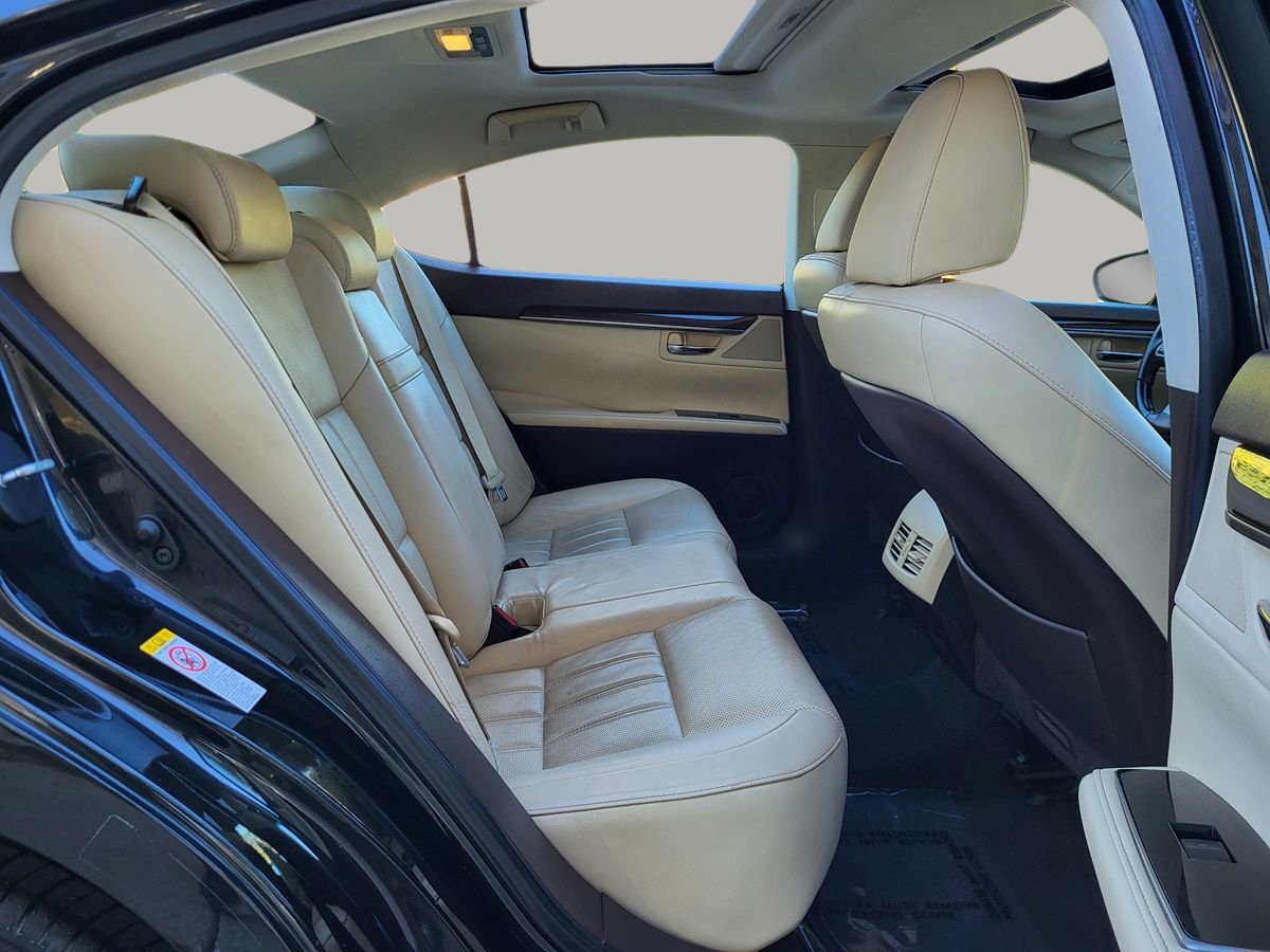Used 2017 Lexus ES 350 FWD image 17