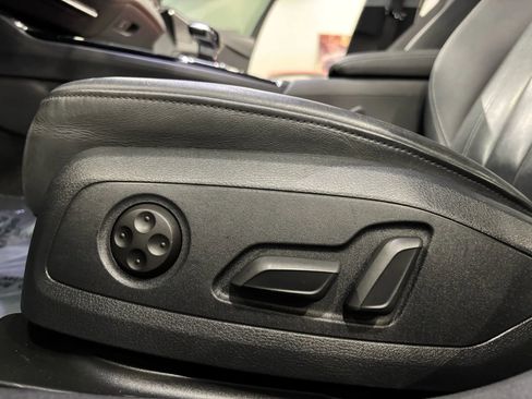 Used 2021 Audi A4 2.0T Premium w/ Convenience Package image 15