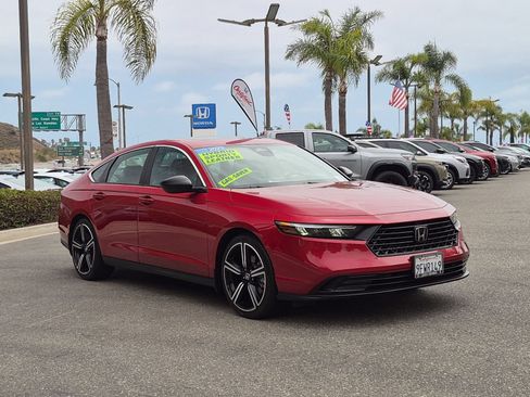 Used 2023 Honda Accord Sport image 7