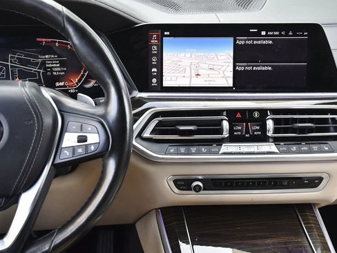 Used 2019 BMW X5 xDrive40i w/ Premium Package 2 AWD/4WD image 11