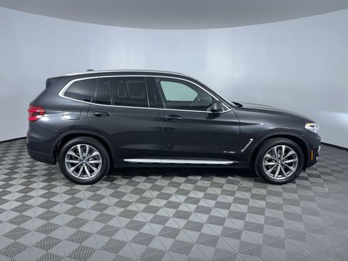 Used 2018 BMW X3 xDrive30i image 10