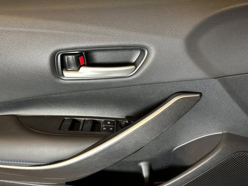Used 2022 Toyota Corolla SE image 17