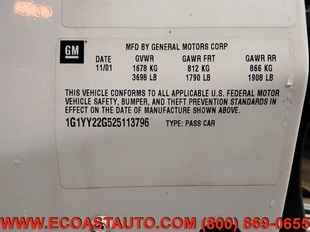 Used 2002 Chevrolet Corvette Coupe w/ Preferred Equipment Group2 RWD image 17