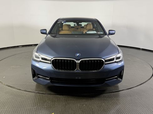 Certified 2023 BMW 530e xDrive w/ Premium Package AWD/4WD image 2