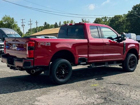 Used 2023 Ford F250 XLT w/ XLT Premium Package AWD/4WD image 3