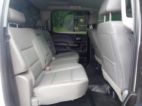 Used 2019 Chevrolet Silverado 2500 W/T AWD/4WD image 25
