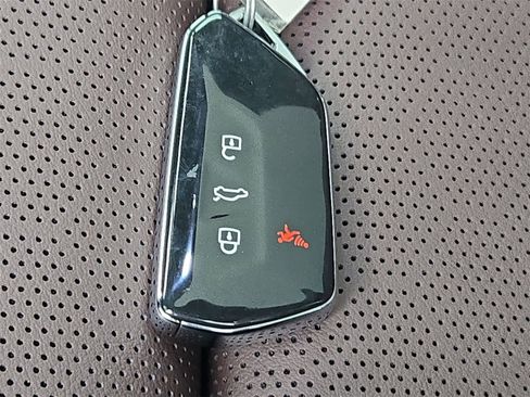 New 2025 Volkswagen ID. Buzz Pro S Plus image 33