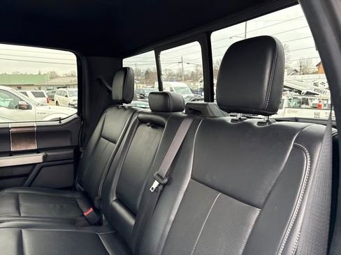 Used 2022 Ford F250 Lariat w/ Chrome Package image 11