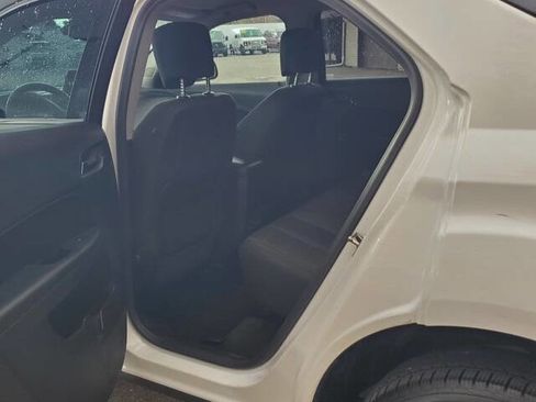 Used 2017 Chevrolet Equinox LT w/ Convenience Package image 36