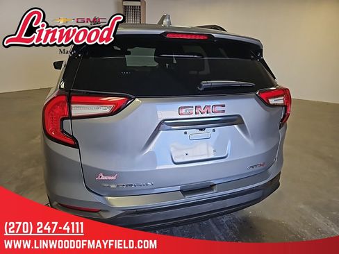 Used 2023 GMC Terrain AT4 image 4