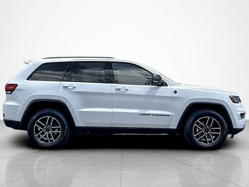 Used 2019 Jeep Grand Cherokee Trailhawk AWD/4WD image 6