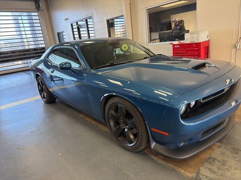 Used 2021 Dodge Challenger GT image 6