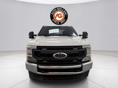 Used 2020 Ford F250 XL w/ Power Equipment Group AWD/4WD image 9