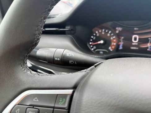 Used 2025 Jeep Compass Latitude w/ Altitude Special Edition AWD/4WD image 16