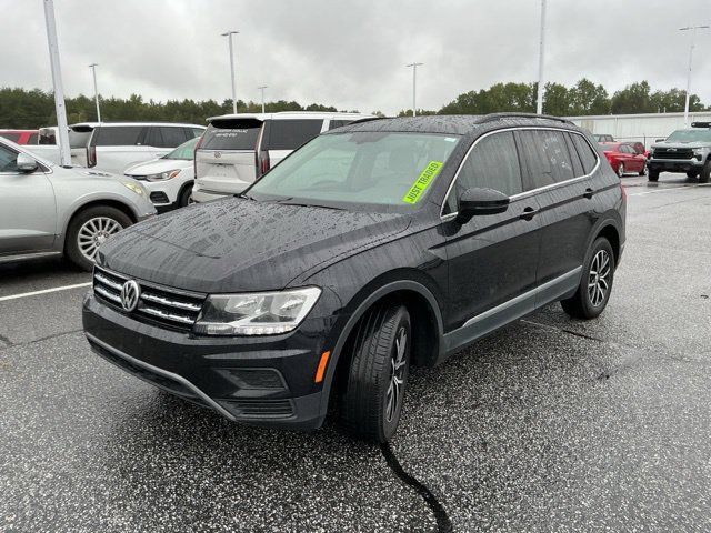 Used 2021 Volkswagen Tiguan SE FWD image 6