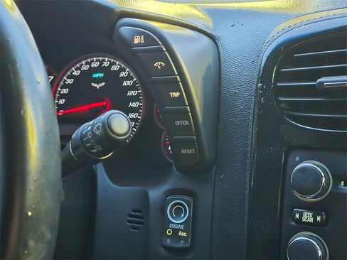 Used 2009 Chevrolet Corvette Coupe image 19